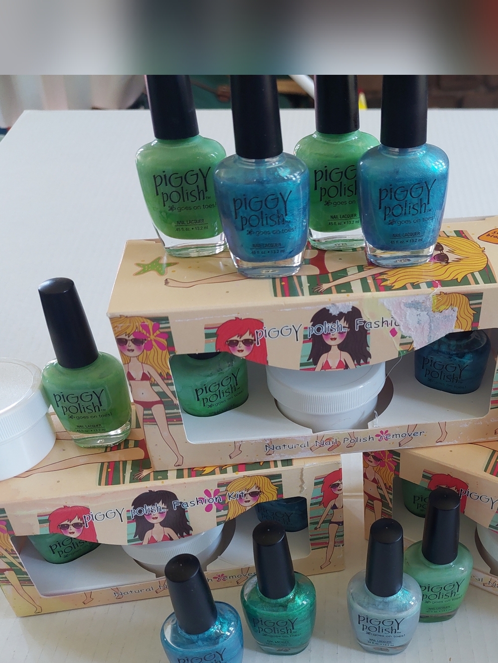 New Piggy Polish Nail Polish serts W/ Extra Polish Green Blue Party Pack